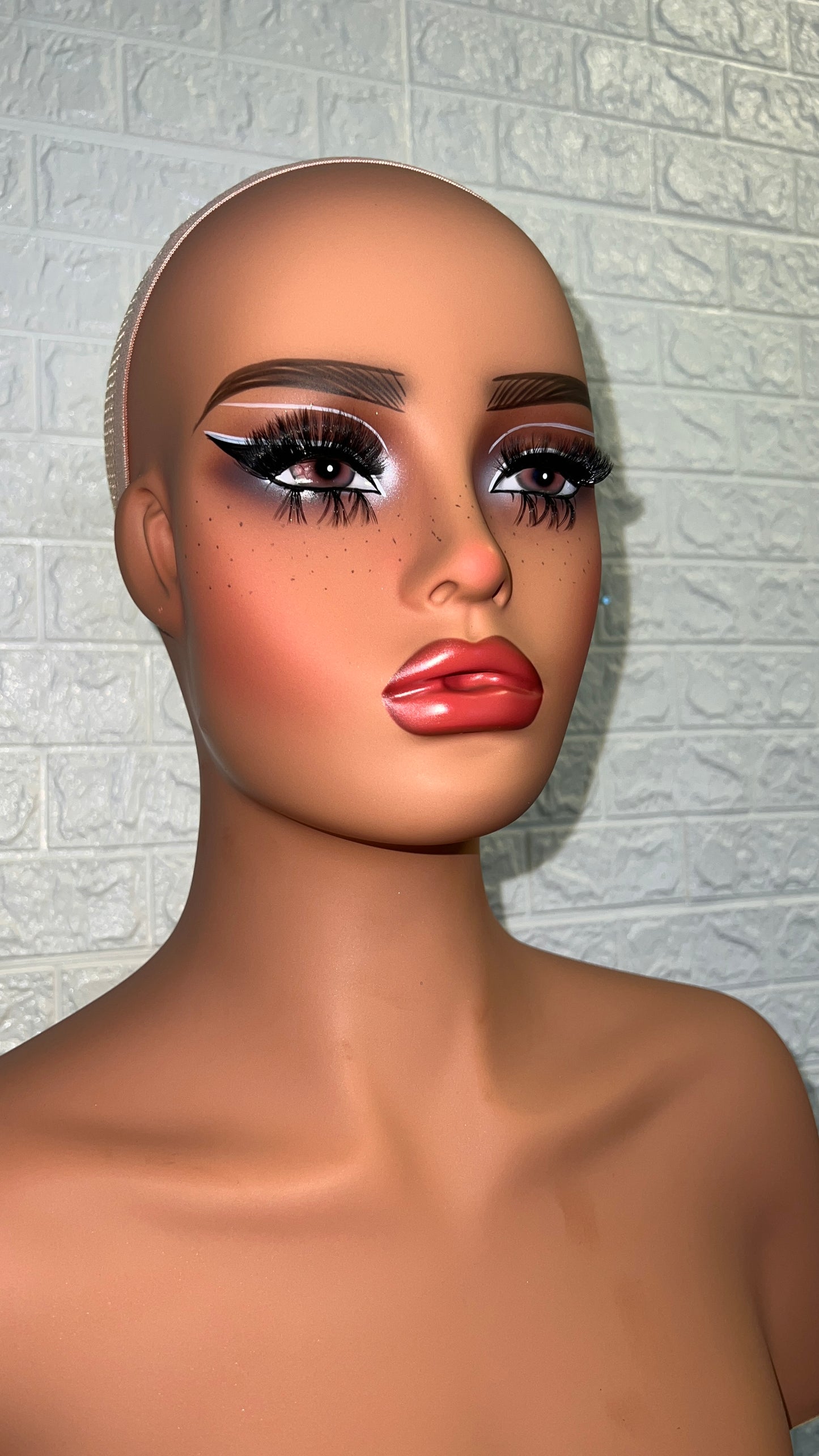 Glam Mannequin